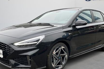 Hyundai i30 4.957 km 25.490 € Pirmasens 66954