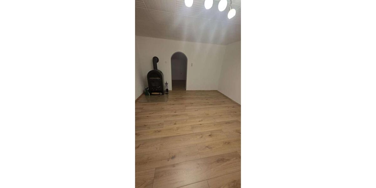 Etagenwohnung Elmstein - 4 Zimmer, 78 m&sup2;, 700&euro; | Angebot:23672990