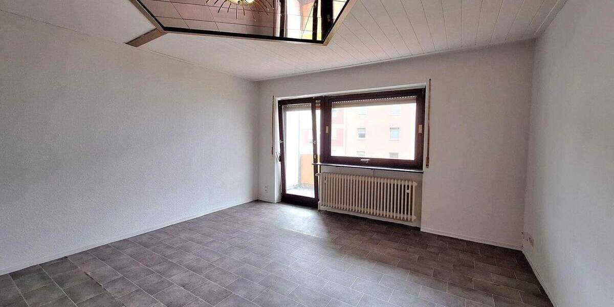 KL-Ost - 2-Zimmerwohnung mit Balkon - Für 1 Person geeignet 2 zimmer