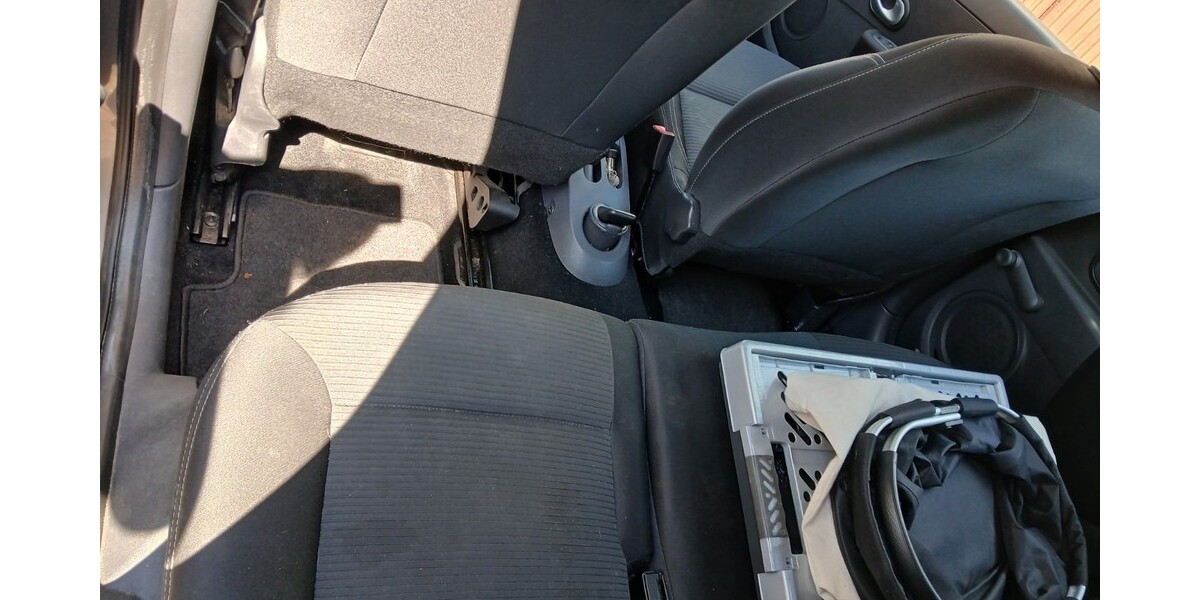 Renault Clio Grandtour Tom Tom Edition 165.000 km 3.400 &euro; Rockenhausen 67806