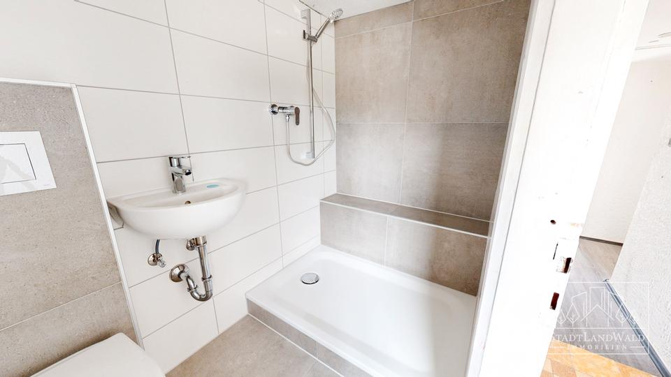 Dachgeschoßwohnung Pirmasens - 3 Zimmer, 65 m&sup2;, 390&euro; | Angebot:26659695