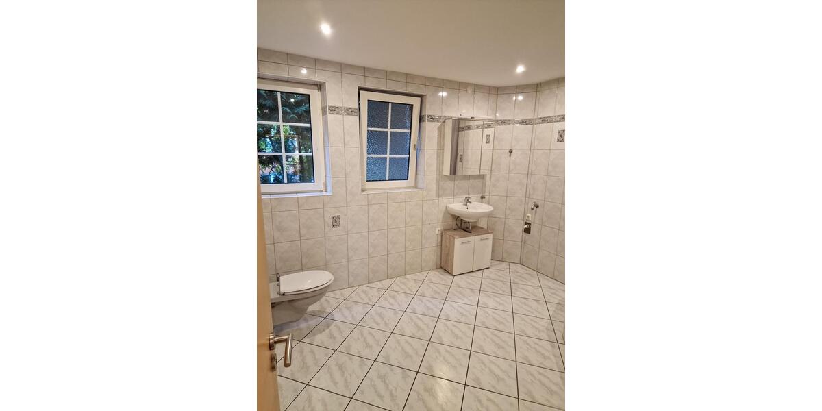 Etagenwohnung Rockenhausen - 3 Zimmer, 98 m&sup2;, 890&euro; | Angebot:27579174
