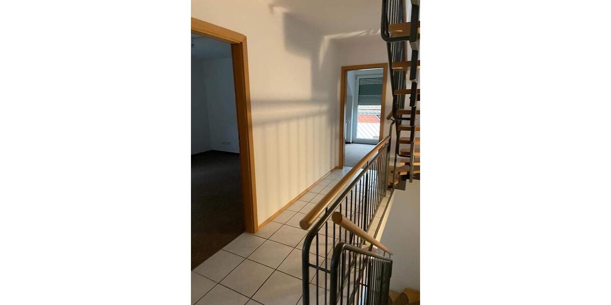 Doppelhaushälfte Ramstein-Miesenbach Miesenbach - 5 Zimmer, 160 m&sup2;, 1.700&euro; | Angebot:24657022