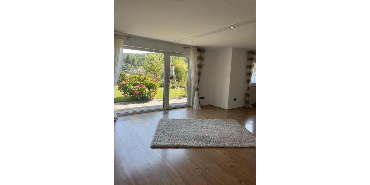 ‼️1. Monat Mietfrei - zu Vermieten - 200 m² Wohnung & Garten‼️ 5 zimmer