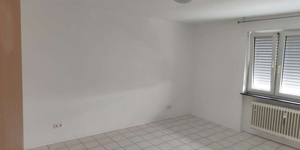 Etagenwohnung Kaiserslautern Bahnheim - 3 Zimmer, 78 m&sup2;, 670&euro; | Angebot:25253970