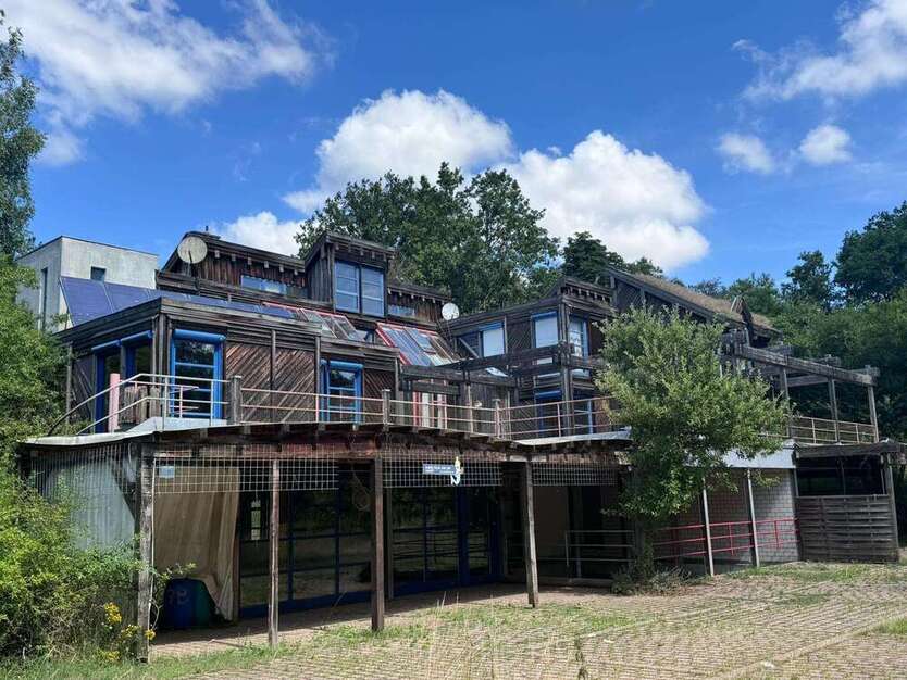 Büro in Katzweiler 748.000 € 671 m²
