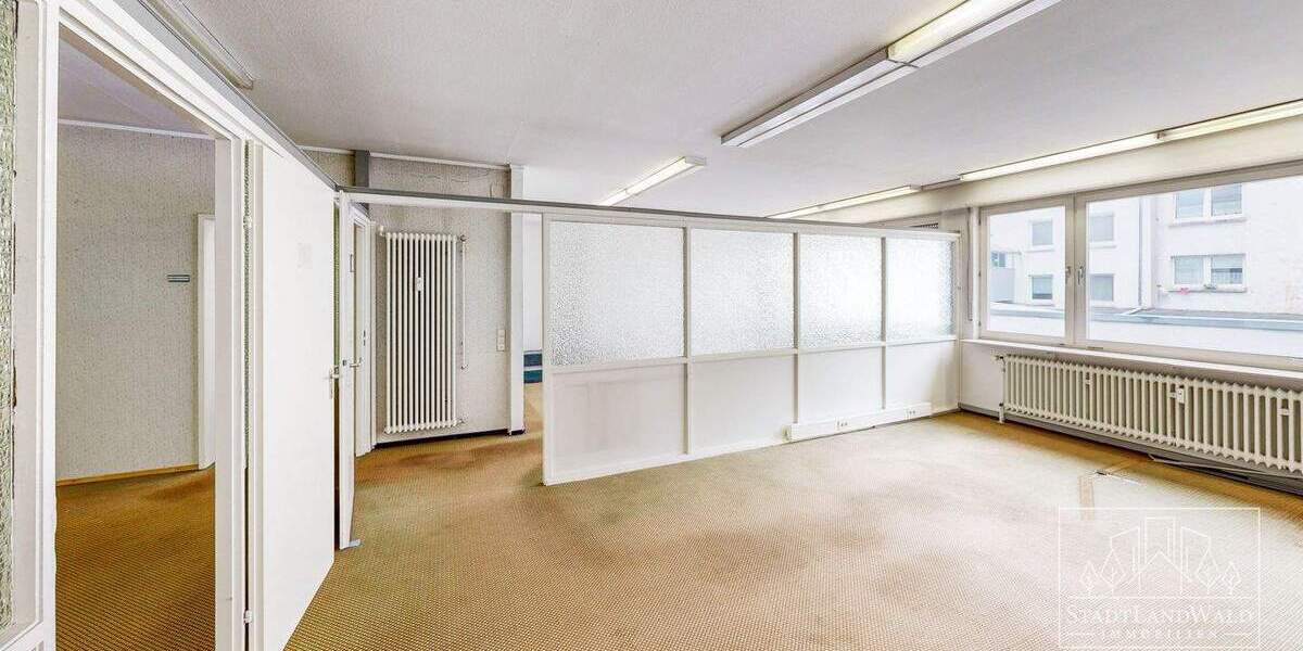 Gewerbeobjekt Pirmasens Innenstadt - 6 Zimmer, 275 m&sup2;, 2.500&euro; | Angebot:23733652