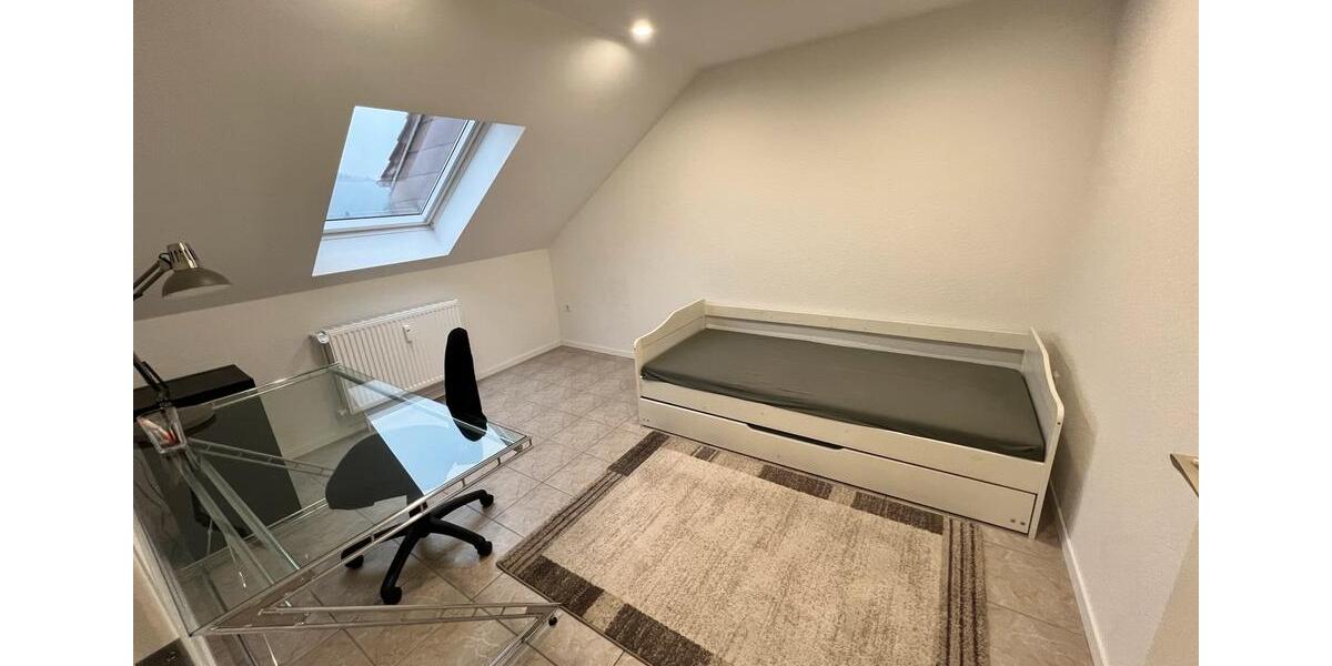 Dachgeschoßwohnung Münchweiler an der Rodalb Riegelbrunnerhof - 3 Zimmer, 70 m&sup2;, 780&euro; | Angebot:27565501