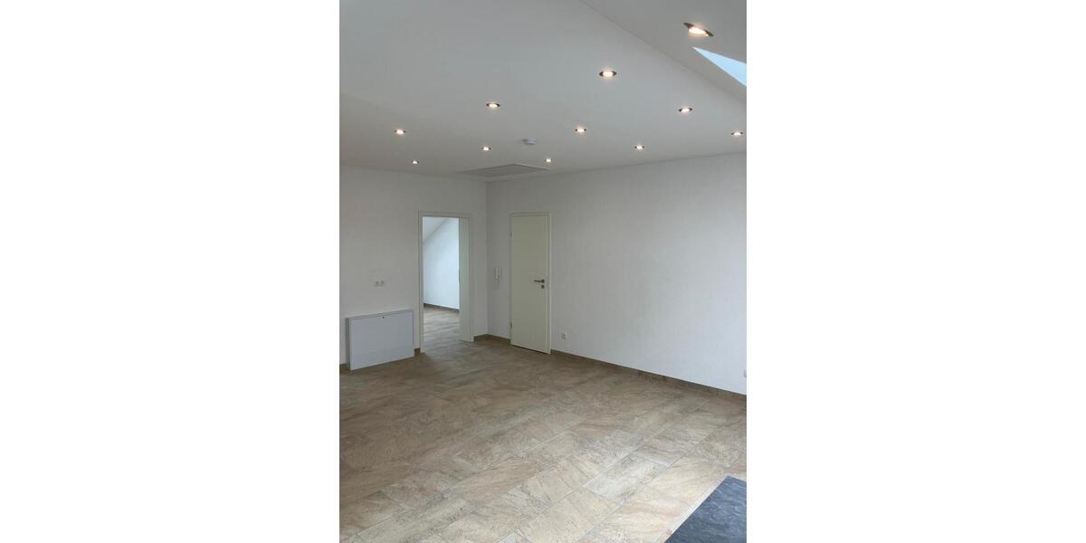 Dachgeschoßwohnung Rockenhausen - 3 Zimmer, 65 m&sup2;, 830&euro; | Angebot:26660709