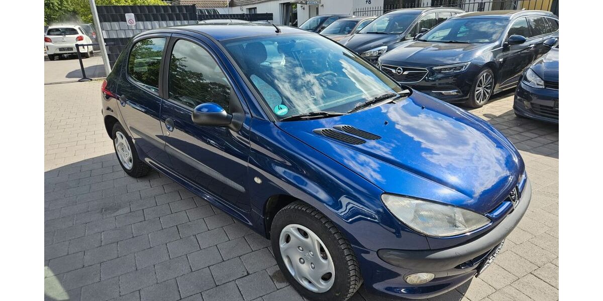 Peugeot 206 137.772 km 2.450 &euro; Lachen-Speyerdorf 67435