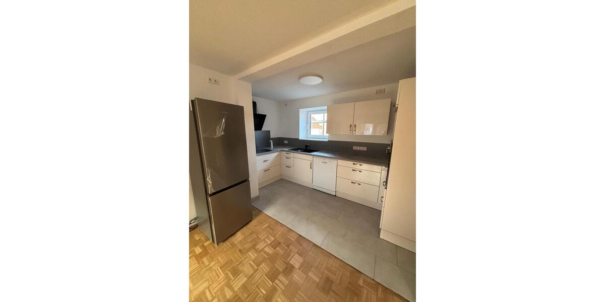 Einfamilienhaus Mehlingen - 8 Zimmer, 135 m&sup2;, 1.650&euro; | Angebot:26566911