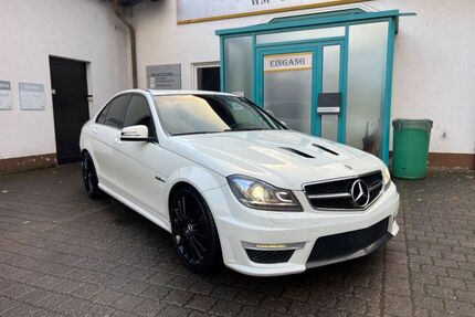 Mercedes C 63 AMG