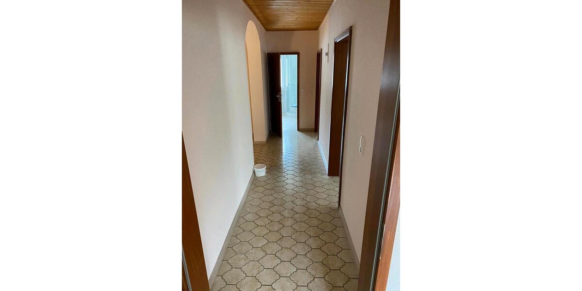 Etagenwohnung Mehlbach - 4 Zimmer, 140 m&sup2;, 900&euro; | Angebot:26341510