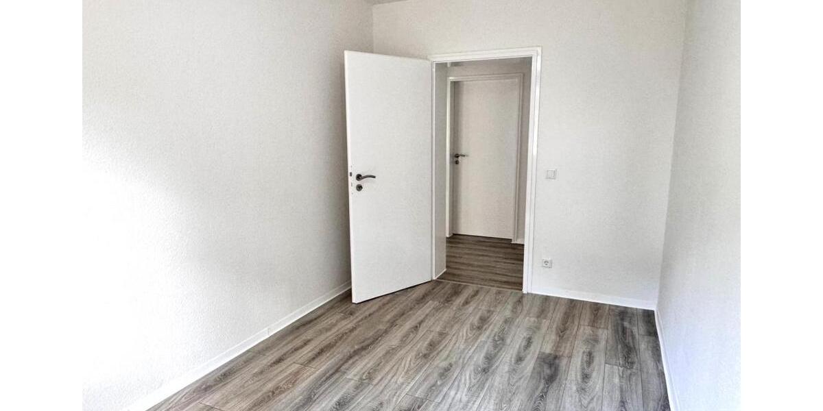 Erdgeschoßwohnung Kaiserslautern Engelshof - 3 Zimmer, 77 m&sup2;, 555&euro; | Angebot:26272887