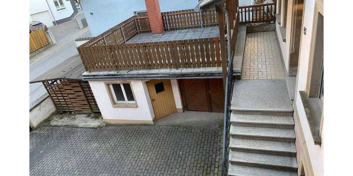 Doppelhaushälfte Jettenbach - 8 Zimmer, 170 m&sup2;, 150.000&euro; | Angebot:25666424