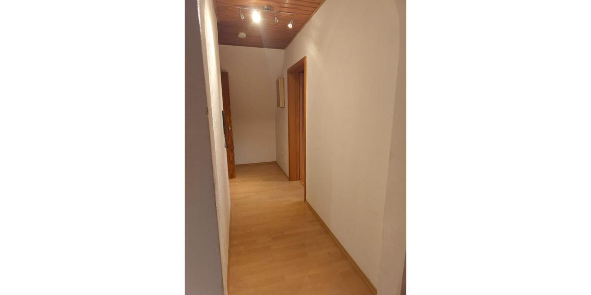 Mehrfamilienhaus, Wohnhaus Höheinöd - 6 Zimmer, 193 m&sup2;, 199.000&euro; | Angebot:26884033