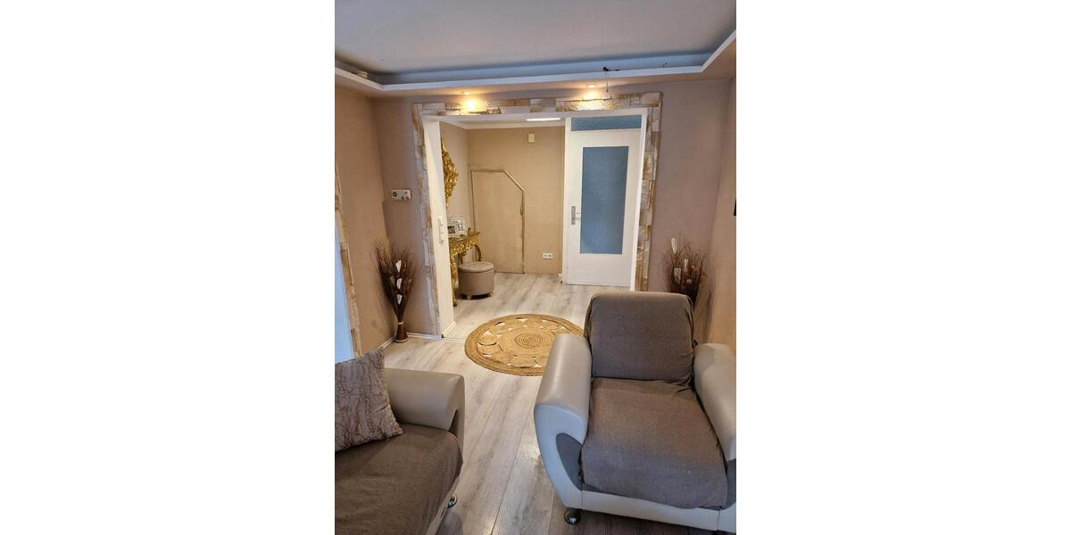 Einfamilienhaus Kaiserslautern Bahnheim - 2 Zimmer, 90 m&sup2;, 1.200&euro; | Angebot:26249148