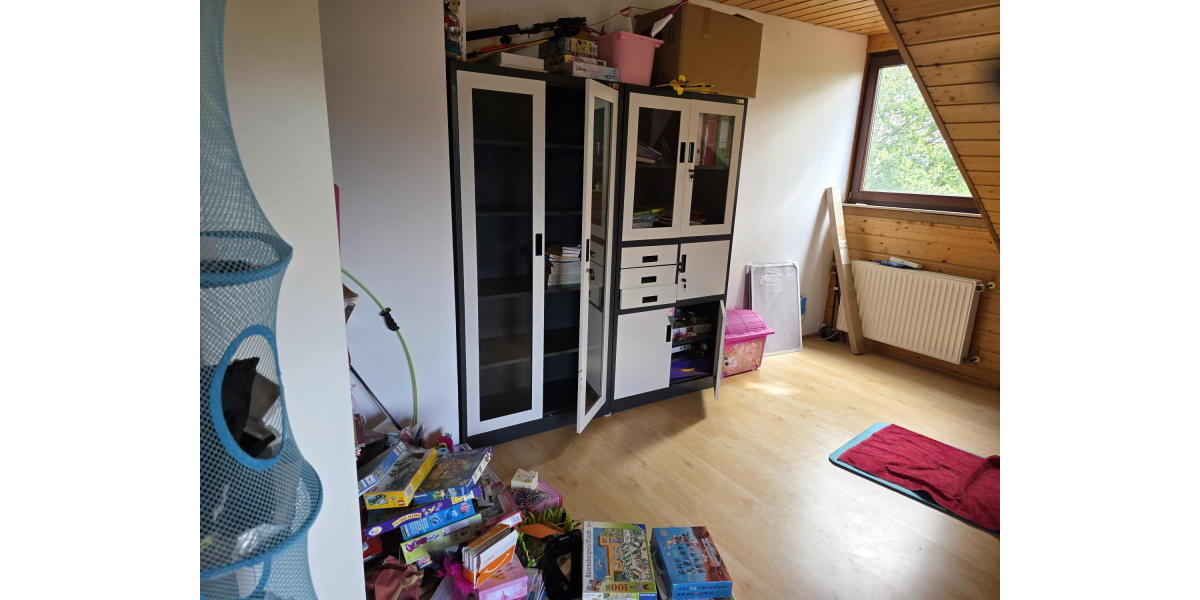 ObjNr:19743 - Schönes Ein-Zweifamilienhaus in Hochspeyer 8 zimmer