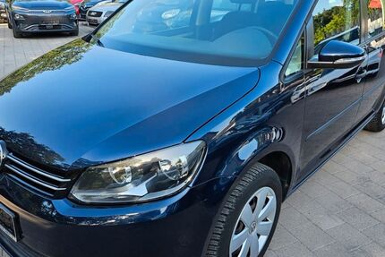 VW Touran 140.500 km 10.450 &euro; Lachen-Speyerdorf 67435