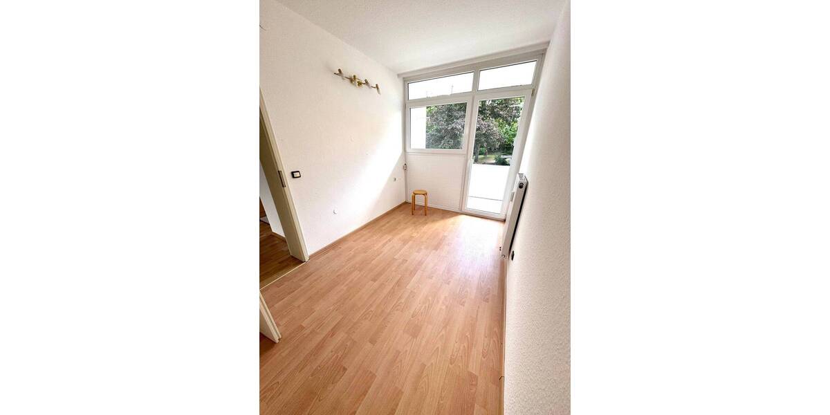 Etagenwohnung Kaiserslautern Innenstadt - 3 Zimmer, 75 m&sup2;, 690&euro; | Angebot:26875423