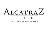 ALCATRAZ Hotel am Japan. Garten