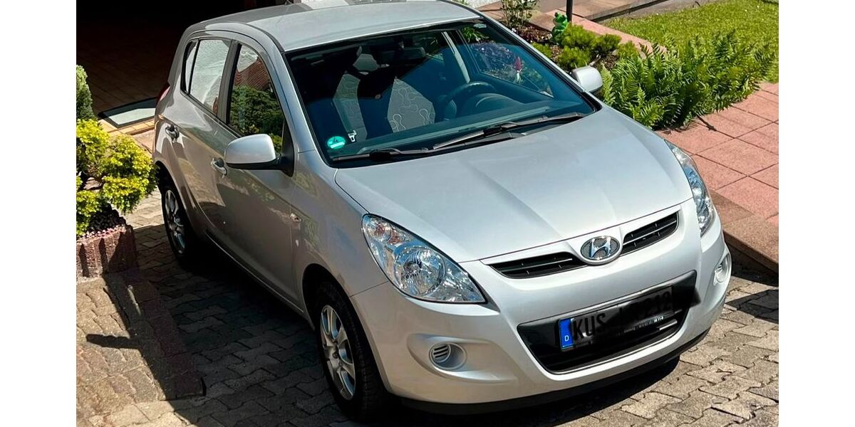 Hyundai i20 98.546 km 4.490 &euro; Höheinöd 66989
