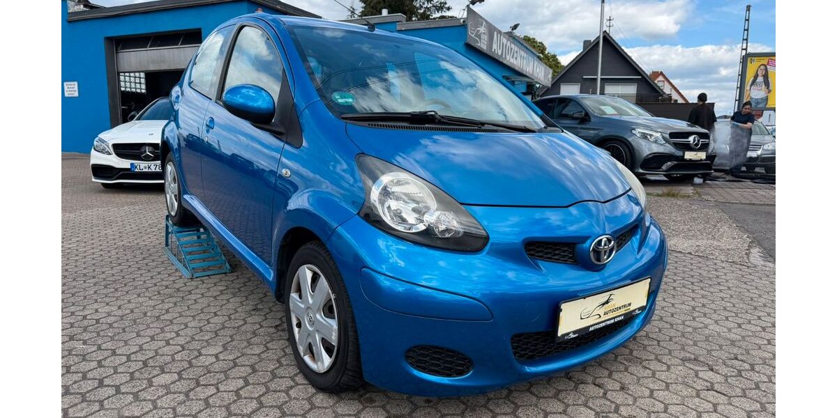 Toyota Aygo (X) 67.600 km 5.390 &euro; Bruchmühlbach-Miesau 66892
