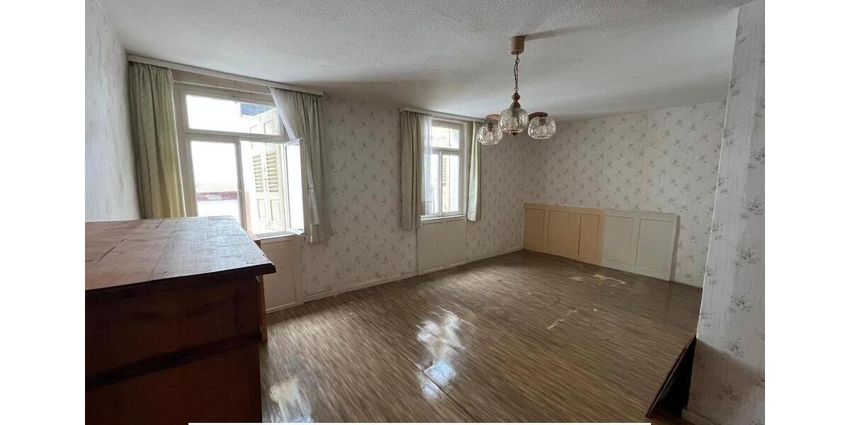 Reihenhaus Lambrecht (Pfalz) - 4.5 Zimmer, 100 m&sup2;, 80.000&euro; | Angebot:26193936