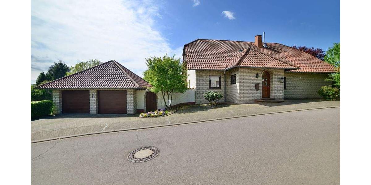 Bungalow Wallhalben - 7 Zimmer, 260 m&sup2;, 1.900&euro; | Angebot:26190672