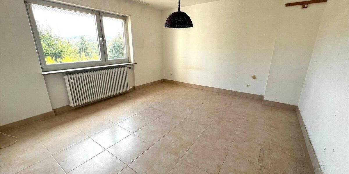 Einfamilienhaus Kaiserslautern Innenstadt - 5 Zimmer, 137 m&sup2;, 198.000&euro; | Angebot:26308490