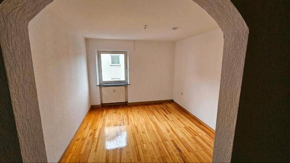 Etagenwohnung Landstuhl - 3 Zimmer, 89 m&sup2;, 720&euro; | Angebot:25978905