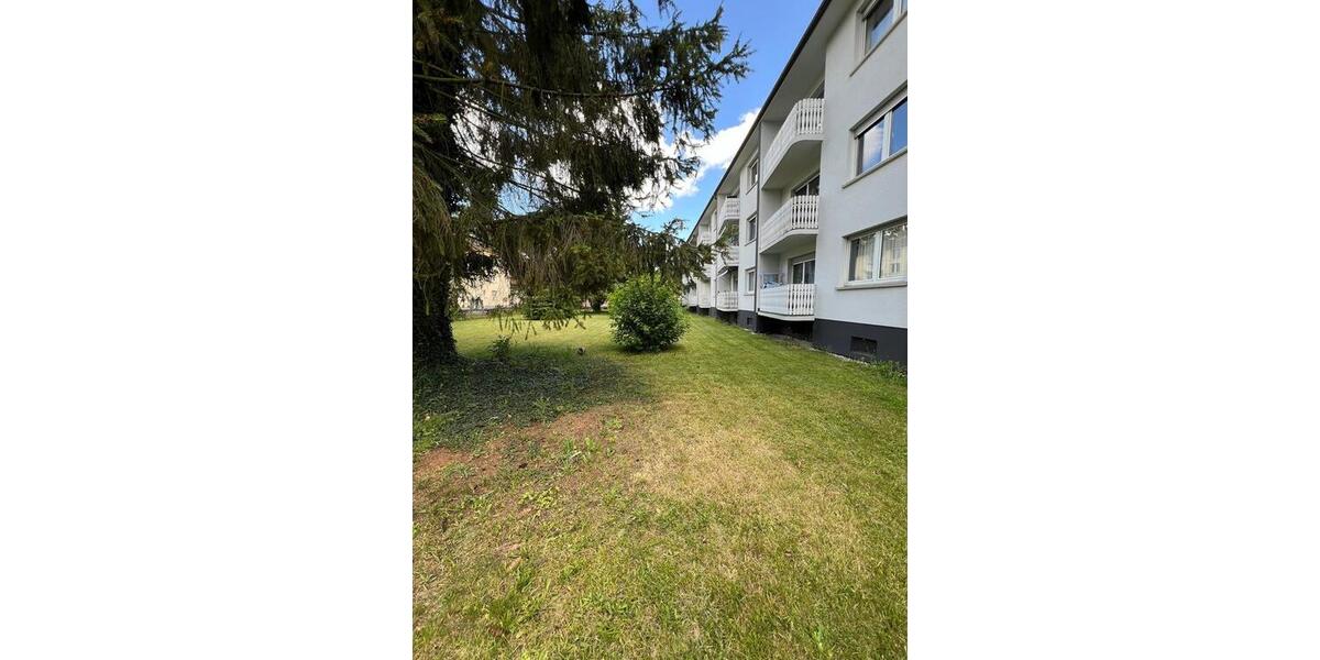 Erdgeschoßwohnung Kaiserslautern Bahnheim - 3 Zimmer, 98 m&sup2;, 800&euro; | Angebot:24855525