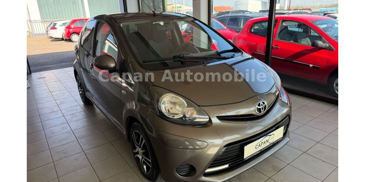 Toyota Aygo (X) 117.000 km 3.999 &euro; Kirchheimbolanden 67292