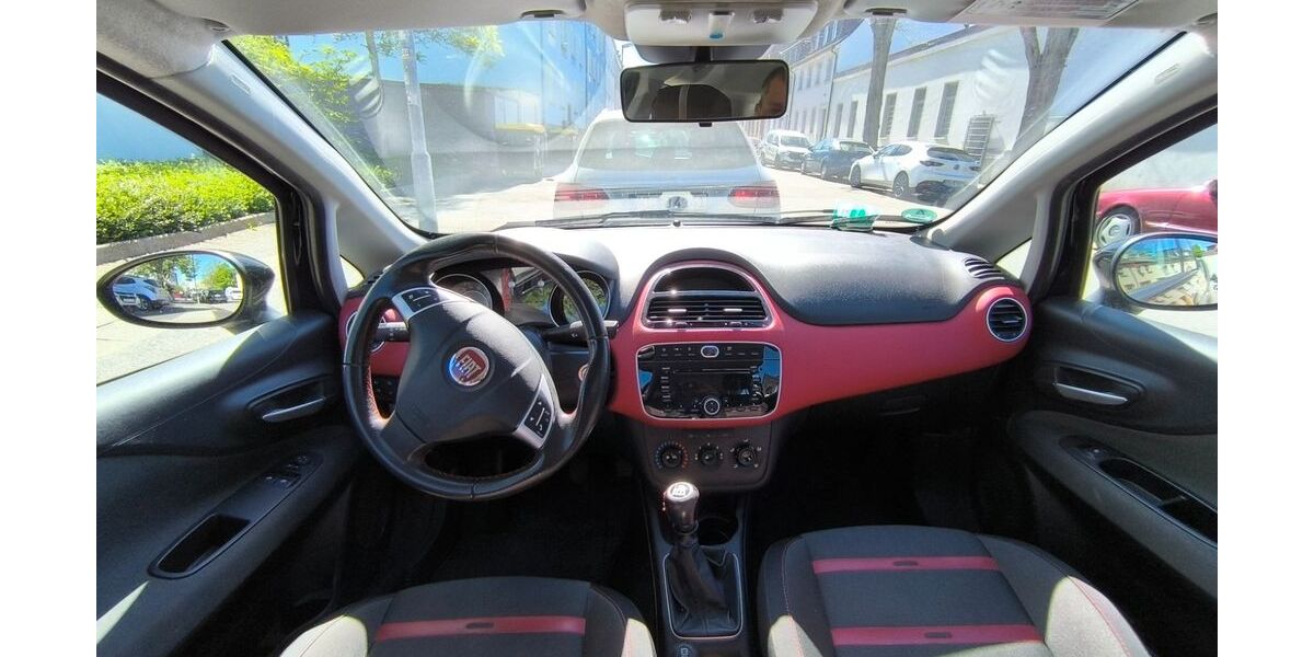 Fiat Punto Evo 115.519 km 3.500 &euro; Kaiserslautern 67655