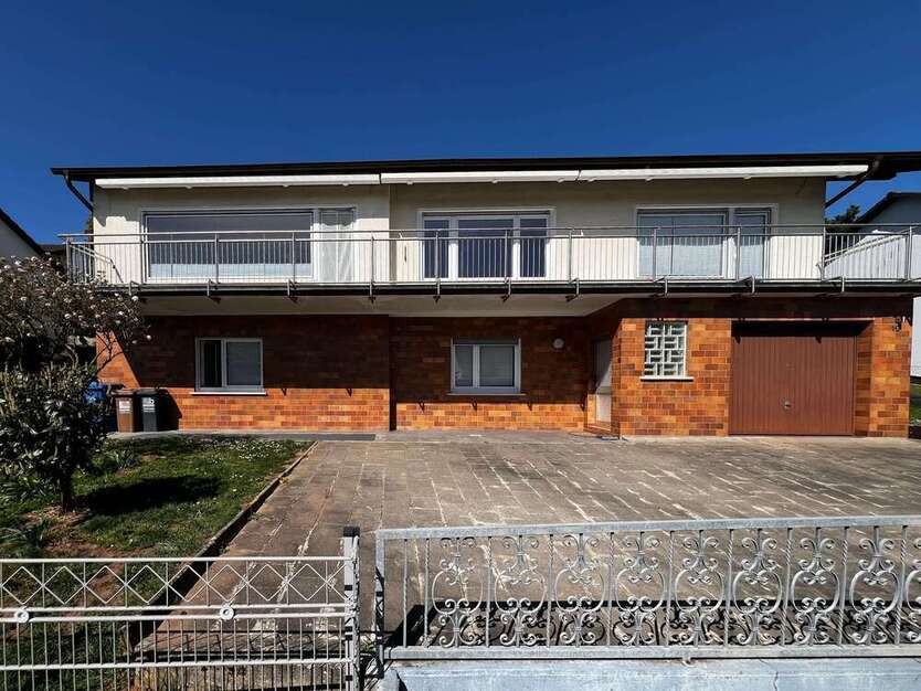 Haus zum Mieten in Weilerbach 2.100 € 230 m²