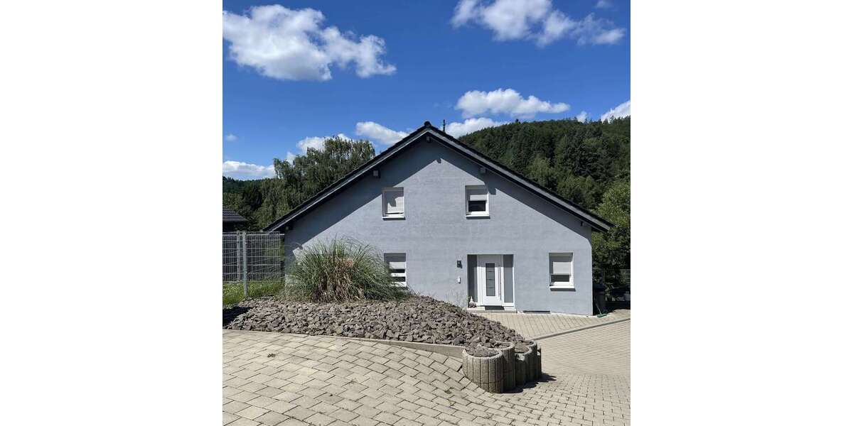 Einfamilienhaus KL-Mölschbach Mölschbach - 7 Zimmer, 340 m&sup2;, 2.750&euro; | Angebot:26844672