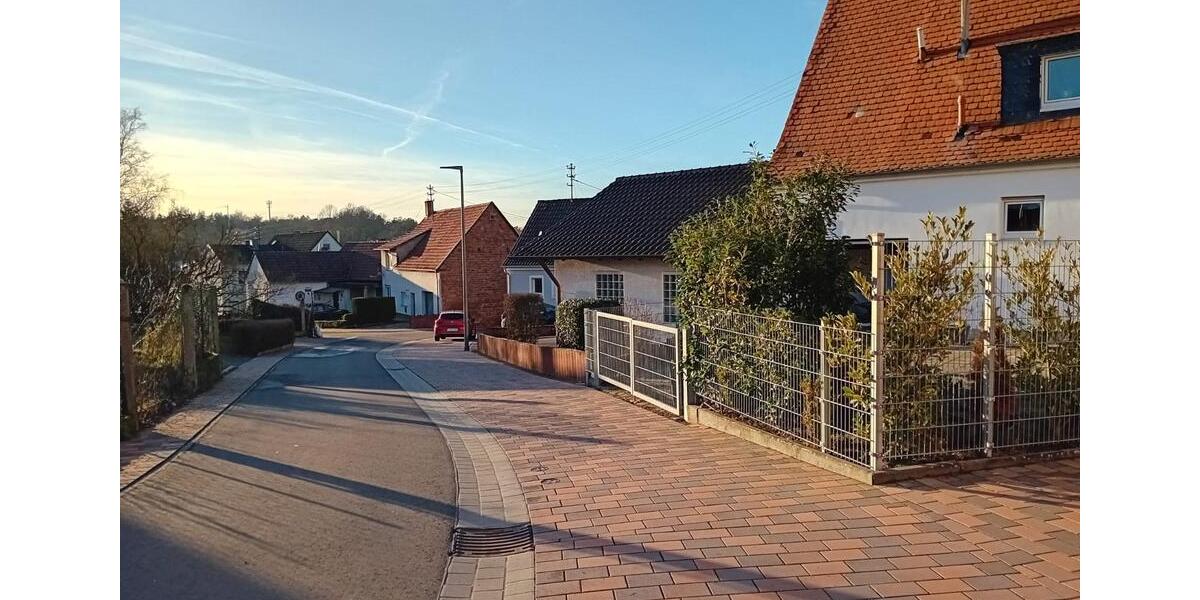 Doppelhaushälfte Mehlingen - 4 Zimmer, 110 m&sup2;, 200.000&euro; | Angebot:25931107