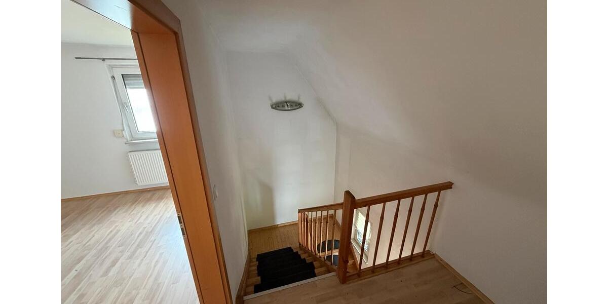 Einfamilienhaus Kaiserslautern Einsiedlerhof - 3.5 Zimmer, 100 m&sup2;, 230.000&euro; | Angebot:26700223