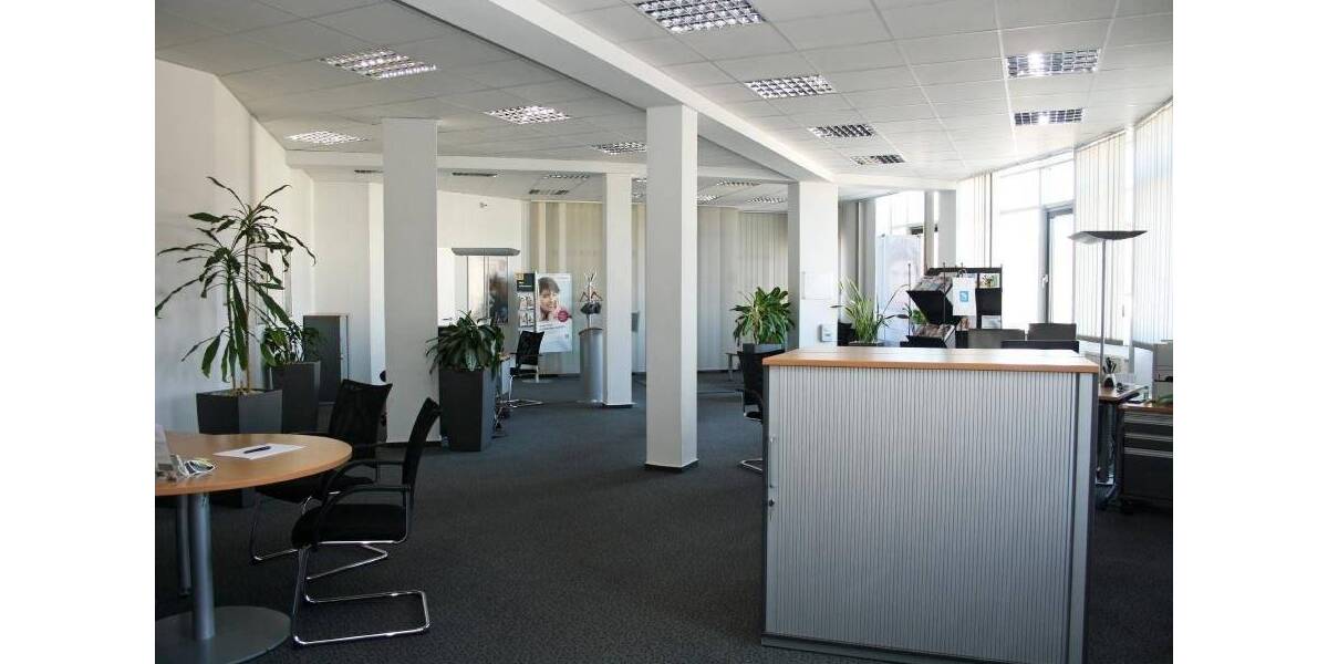 Gewerbeobjekt Kaiserslautern Innenstadt - 9 Zimmer, 6.720&euro; | Angebot:25800229