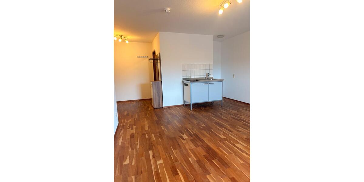Dachgeschoßwohnung Kaiserslautern Betzenberg - 1 Zimmer, 27 m&sup2;, 75.000&euro; | Angebot:26676391