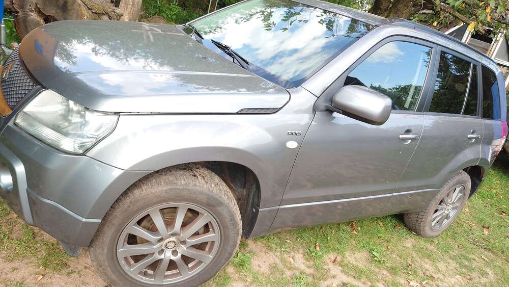 Suzuki Grand Vitara 188.888 km 4.200 &euro; Clausen 66978