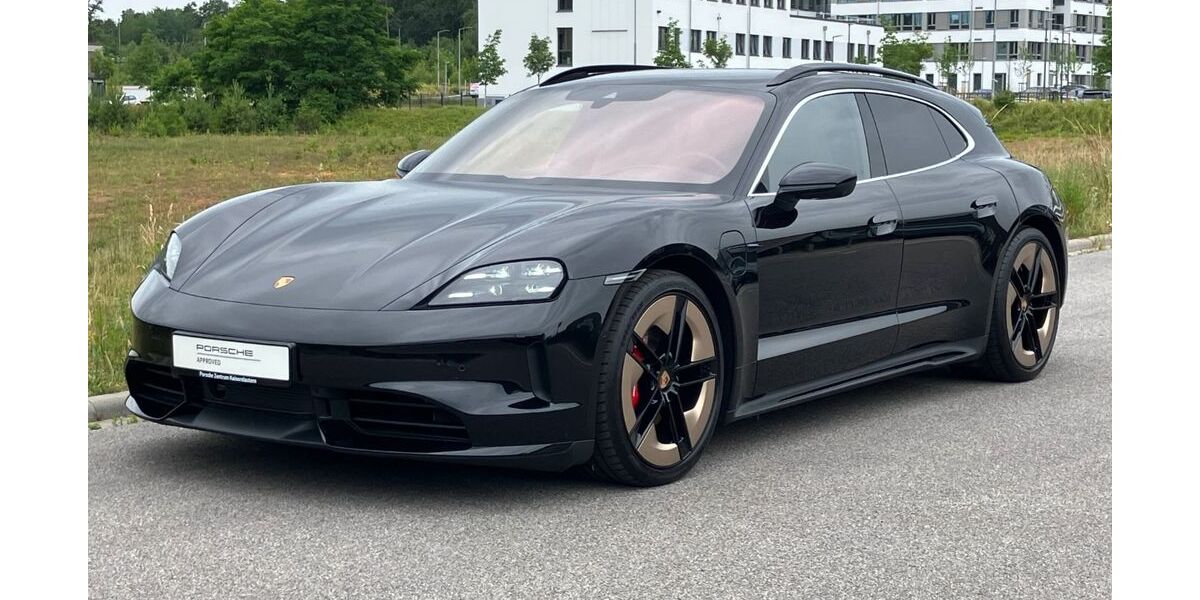Porsche Taycan 24.600 km 104.790 &euro; Kaiserslautern 67657