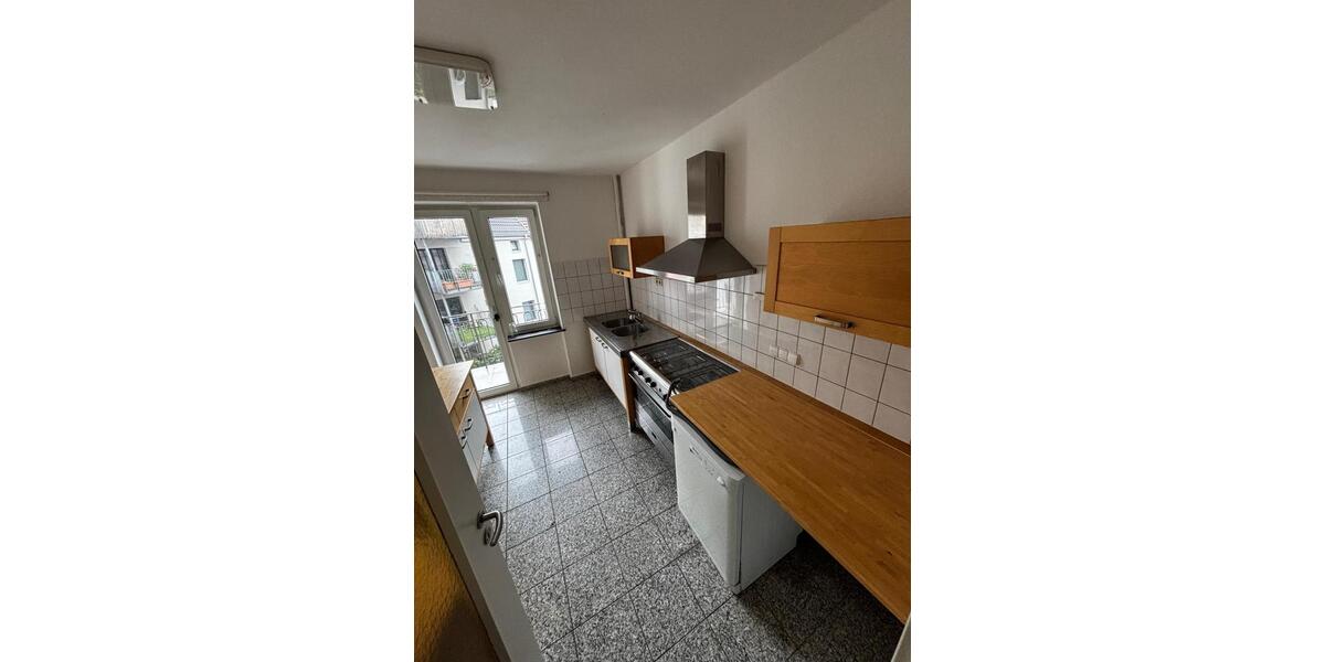 Etagenwohnung Kaiserslautern Betzenberg - 3 Zimmer, 73 m&sup2;, 730&euro; | Angebot:26596408
