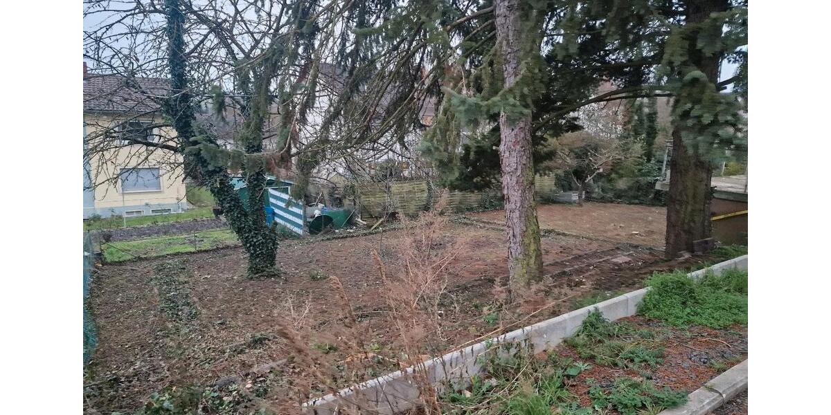 EG Wohnung 2 Garagen 4 Stellplätze Garten 3 zimmer