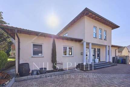 Haus Carlsberg Hertlingshausen - 4 Zimmer, 175 m&sup2;, 1.500&euro; | Angebot:26770230