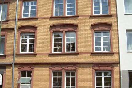 Wohnung zum Kaufen in Kaiserslautern 219.000 € 80 m² 3 zimmer