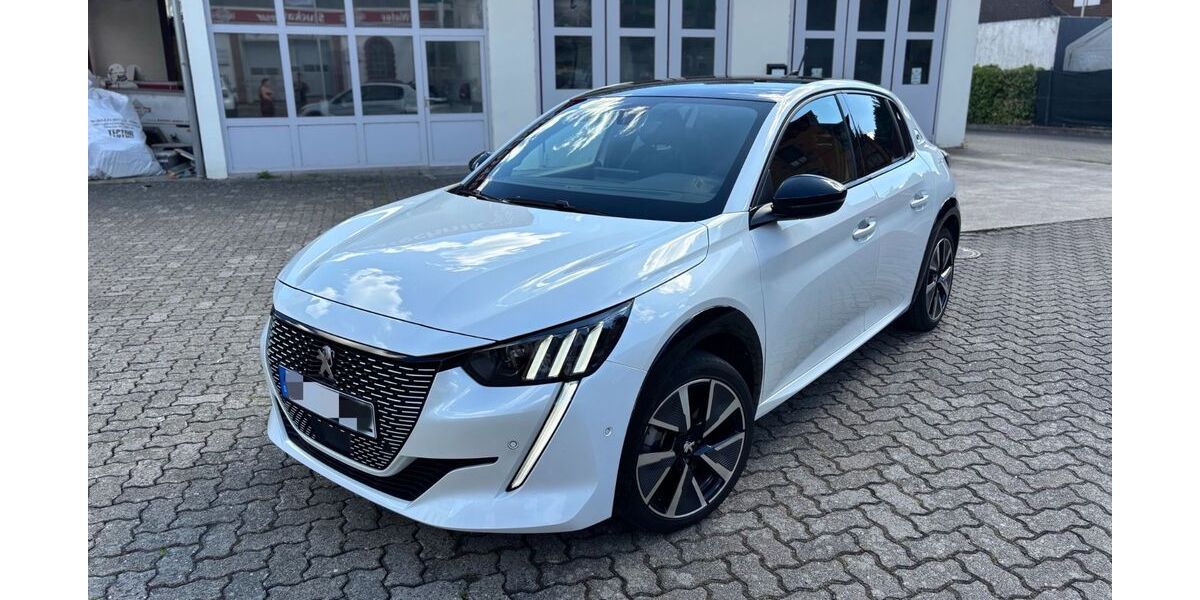 Peugeot e-208 32.550 km 18.290 &euro; Lambrecht 67466