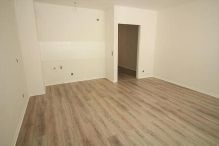 * LEBHAFTES Haus - schön renovierte 1 ZW * Aufstocker willkommen * für 1 PERSON * BEZTENBERG * 1 zimmer