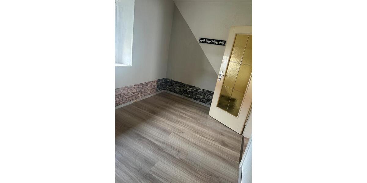 Einfamilienhaus Steinbach am Donnersberg - 6 Zimmer, 121 m&sup2;, 109.000&euro; | Angebot:26581829