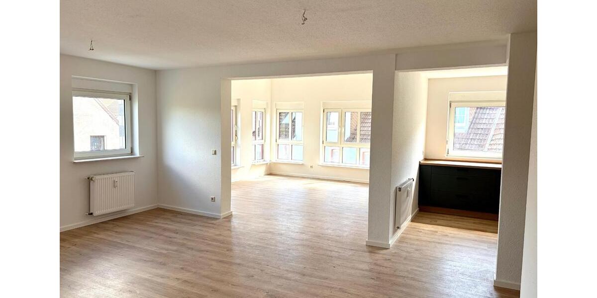 Etagenwohnung Weilerbach - 3 Zimmer, 98 m&sup2;, 1.170&euro; | Angebot:26423475